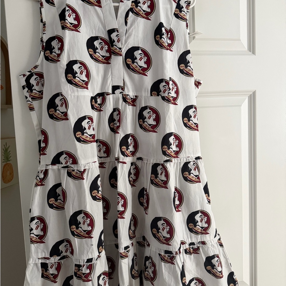 Chic Graphic Print Casual Dress - Black and White